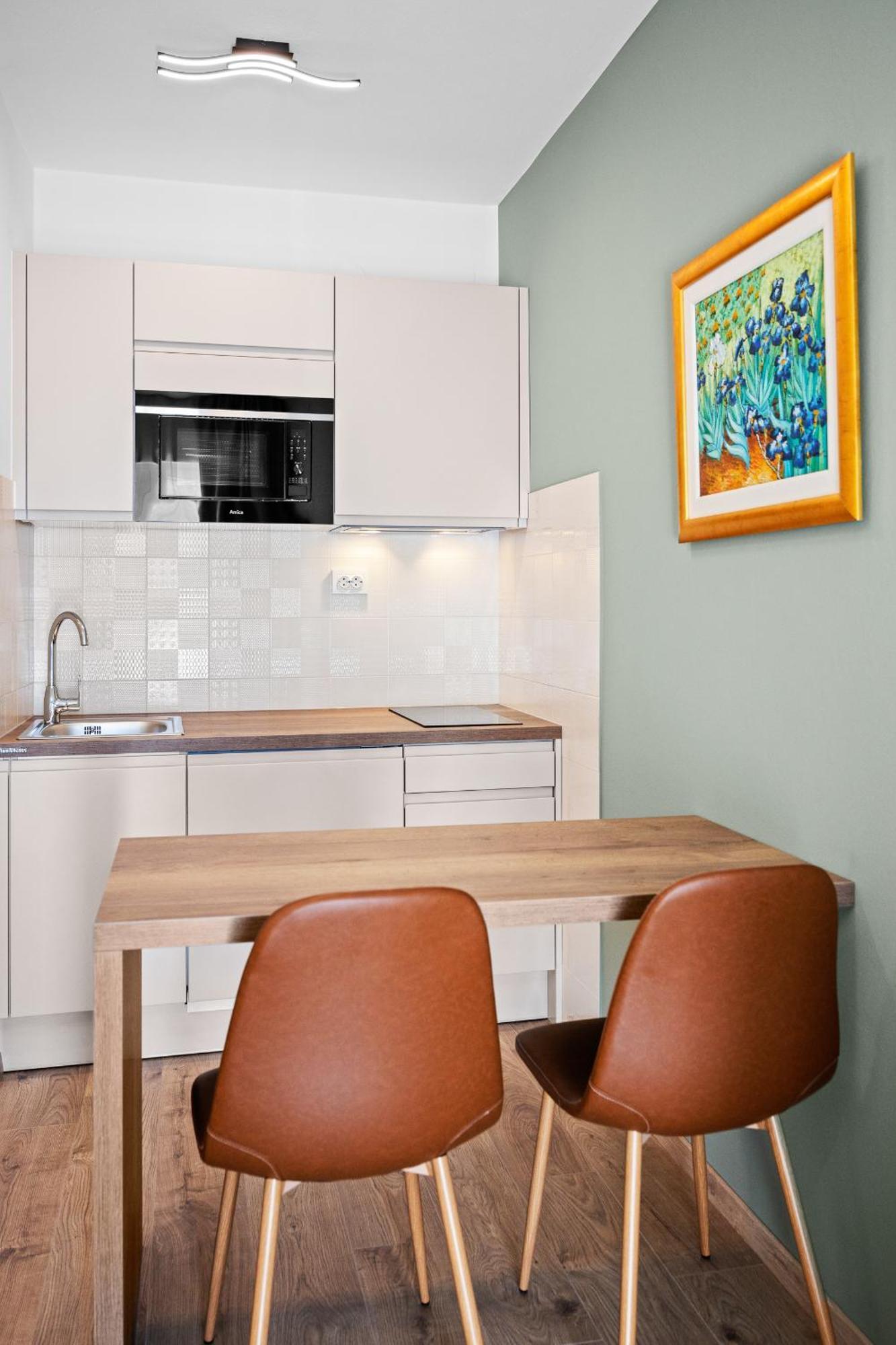 Apartments And Rooms Alenka Banjole Exterior photo